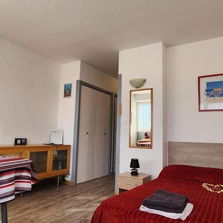 Studio Proche Chu Bordeaux Luaran gambar
