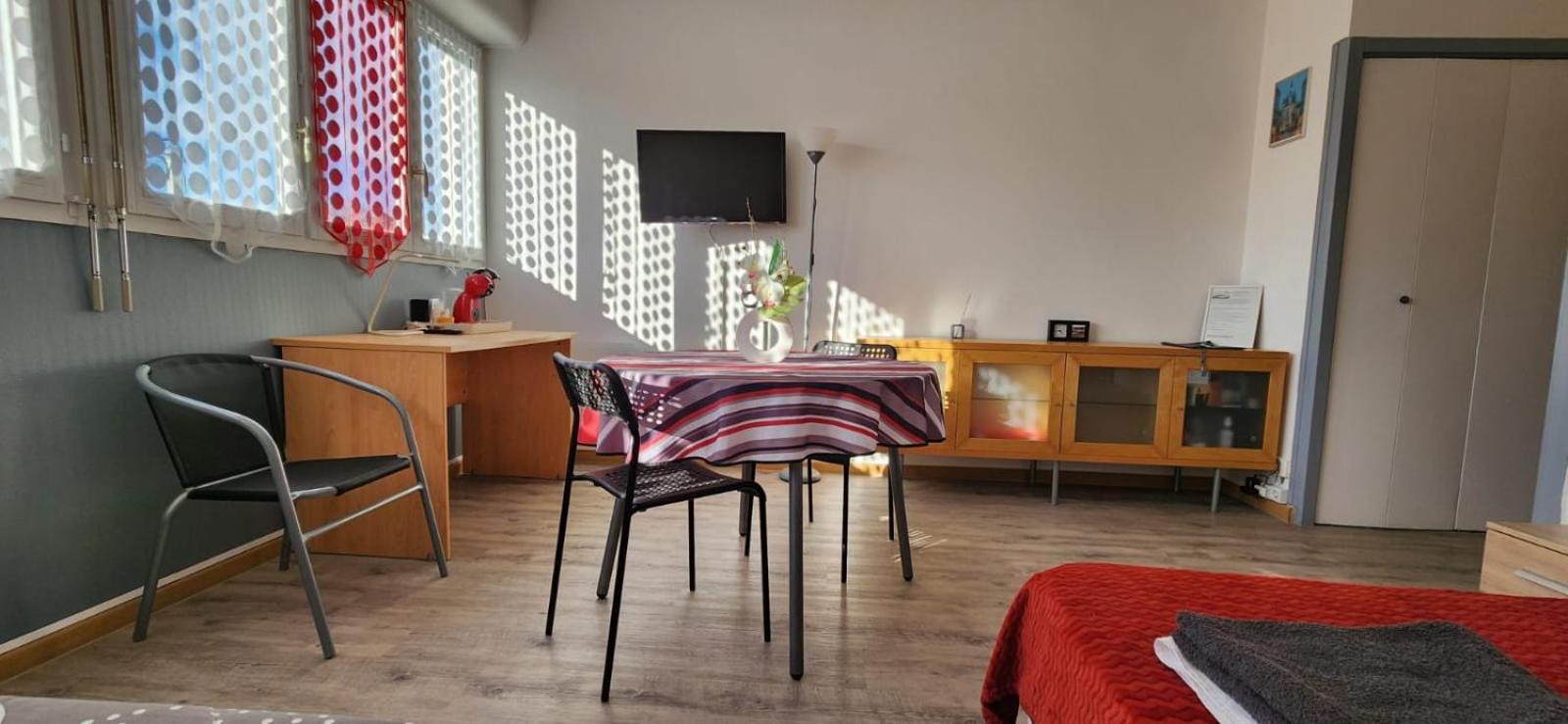 Studio Proche Chu Bordeaux Luaran gambar